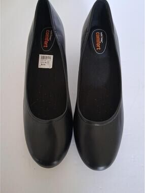 Safe-T-Step Women's Comfort Black Leather Slip Resistant Shoes, Size 9.5